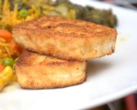 Prażny syr tofu (smażony ser tofu)