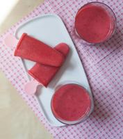 Koktajl/deserek truskawkowy, a z niego lody
