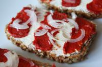 Kanapki z tofu / tofu-fetą i koncentratem