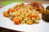 Ryż z curry i włoszczyzną