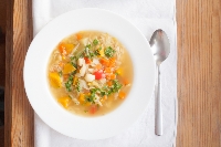 Minestrone - zupa jarzynowa, która daje dużo możliwości