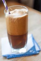Caffe Frappe - zimna grecka kawa z pianką