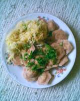 Ruskie pierogi z tofu lekko zakwaszonym cytryną