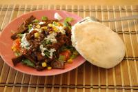 Gyros wegański z sosem tzatziki, też wegańskim! :)