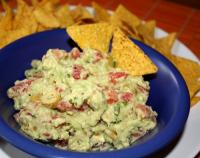 Guacamole - dip/pasta awokado z oliwkami i pomidorem