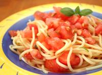 Sos do spaghetti ze świeżych pomidorów (bez gotowania)