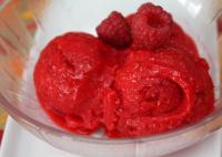 Pyszny sorbet malinowy