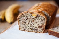 Ciasto drożdżowe orzechowo-owocowe (bananowe) bez wyrabiania