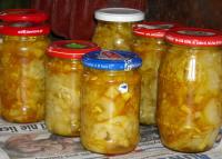 Ogórki w zalewie curry