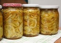 Ogórki w zalewie curry