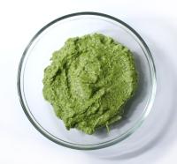 Pesto z rukoli z pestkami dyni i ziemniakiem