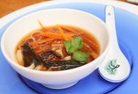 Zupa miso z glonami nori