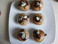 Muffiny razowe z płatkami owsianymi i bakaliami