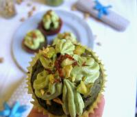 Babeczki z zieloną herbatą matcha i pistacjami