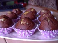 Wybuchowe muffinki nadziewane budyniem