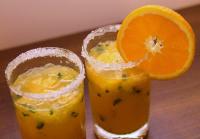 Pomarańczowa lemoniada lodowa