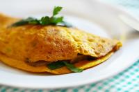 Wegański omlet z dwóch rodzajów tofu
