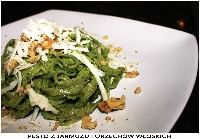 Pesto z jarmużu i orzechów włoskich
