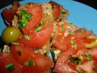 Bruschetta z oliwą / z pomidorami